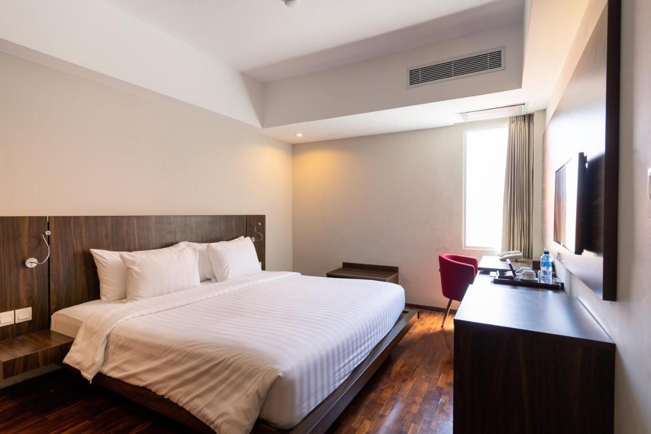 The Bene Hotel Kuta Lombok Εξωτερικό φωτογραφία